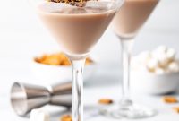 S’mores Martini Recipe: Chocolate & Toasted Marshmallow Cocktail