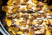 Slow Cooker Chocolate Peanut Butter Cake Recipe