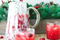 Skinny Cranberry Vodka Christmas Punch