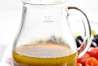 Homemade Italian Dressing Recipe: Tangy Classic Vinaigrette