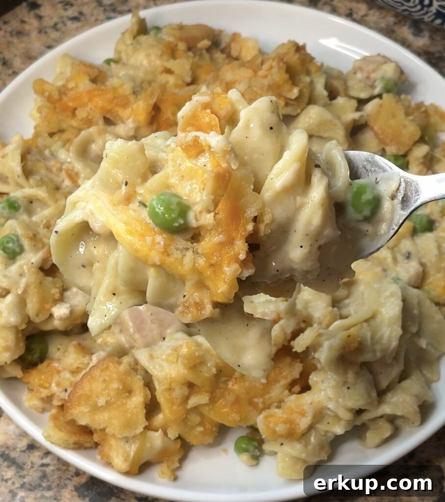Old-Fashioned Tuna Noodle Casserole