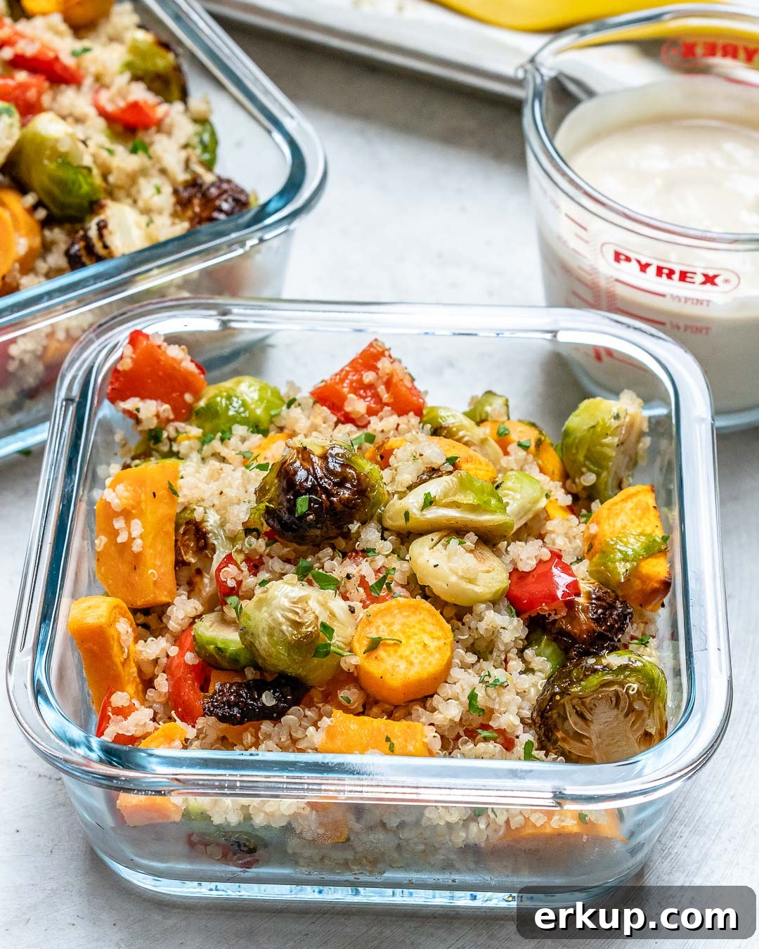 Roasted Vegetable and Quinoa Meal Prep Bowls for Quick Lunches 2 img 20341 1