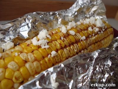 Roasted Corn with Chipotle and Cinnamon 4 Roasted cinnamon chipotle corn finished with lime and queso fresco