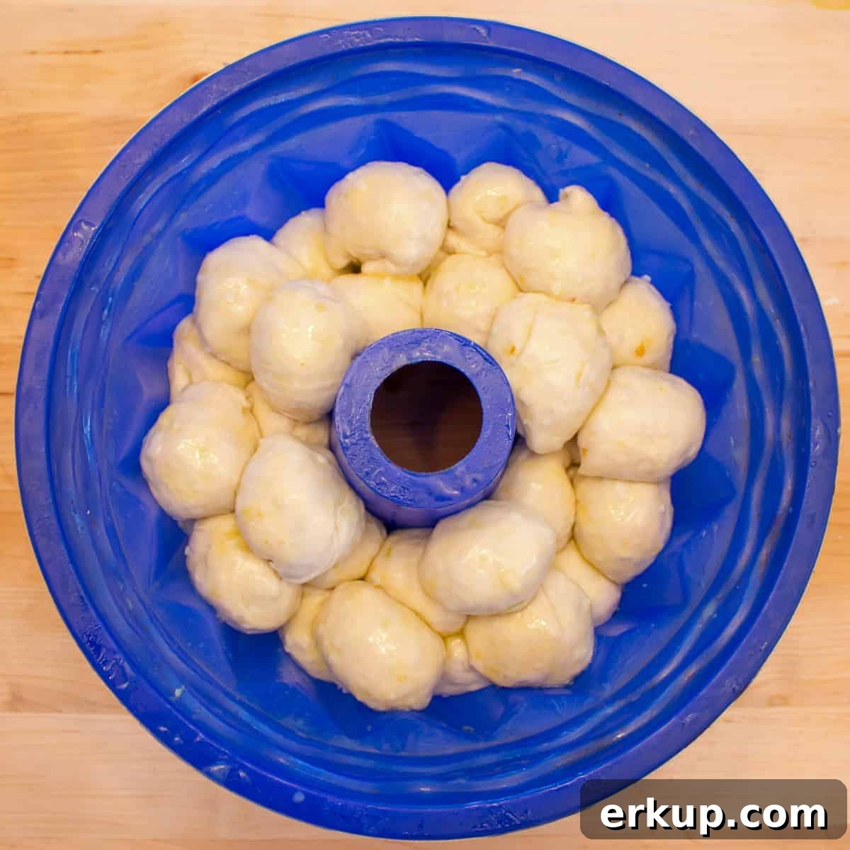 Seafood-Stuffed Monkey Bread: Savory Pull-Apart Bake 7 img 3277 6