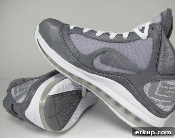 Nike LeBron VII Air Max in Cool Grey and White 3 Nike Air Max LeBron VII