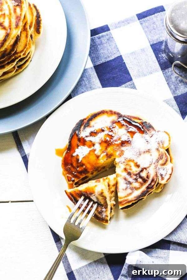 How to make fluffy pancakes? Take a look at this easy pancake recipe. They are easy to make, done in 20 minutes and melt in your mouth.