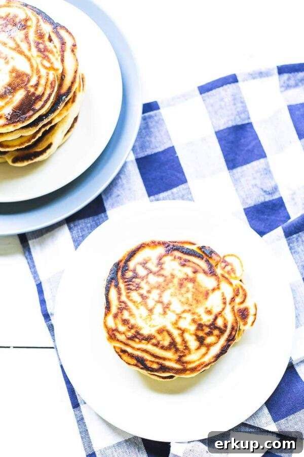 How to make fluffy pancakes? Take a look at this easy pancake recipe. They are easy to make, done in 20 minutes and melt in your mouth.