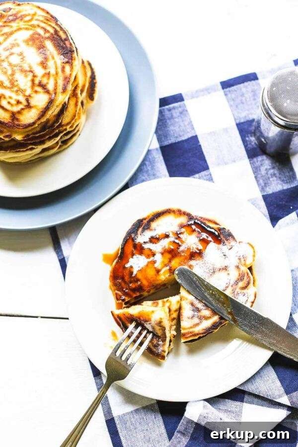 How to make fluffy pancakes? Take a look at this easy pancake recipe. They are easy to make, done in 20 minutes and melt in your mouth.