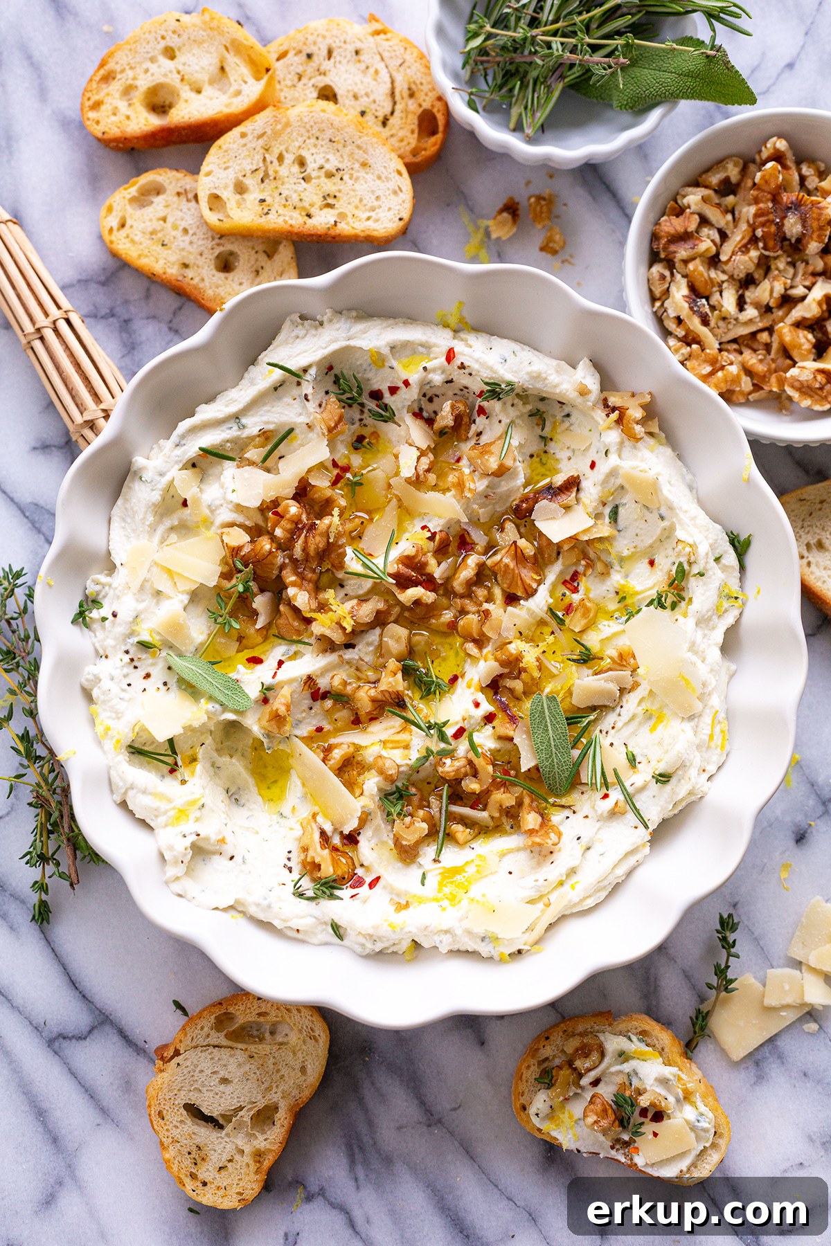 garlic and herb cheese appetizer