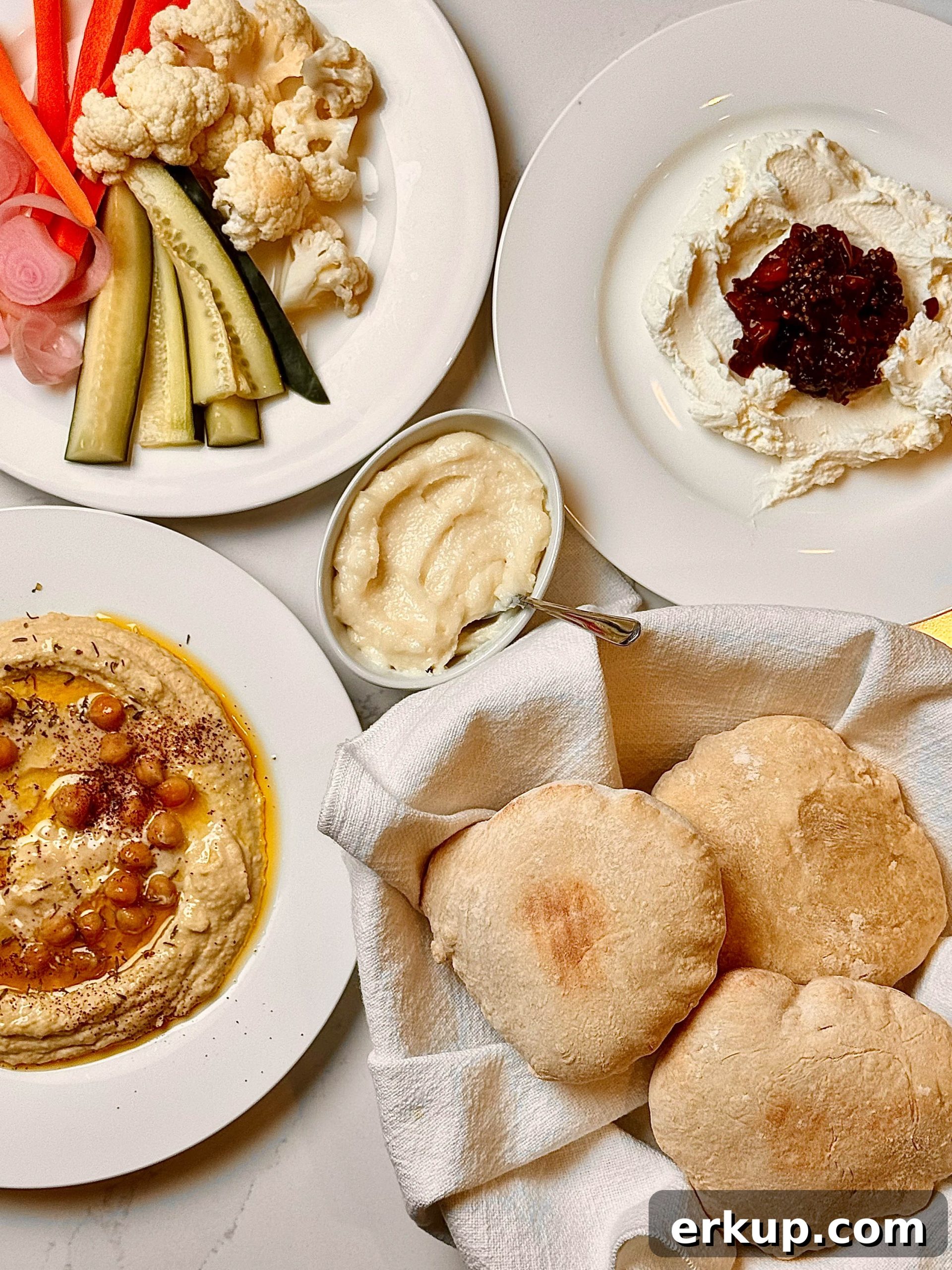 Traditional Hummus